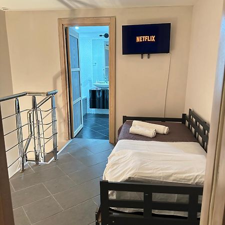 Fox Holiday Home In The Port Napoli Dış mekan fotoğraf